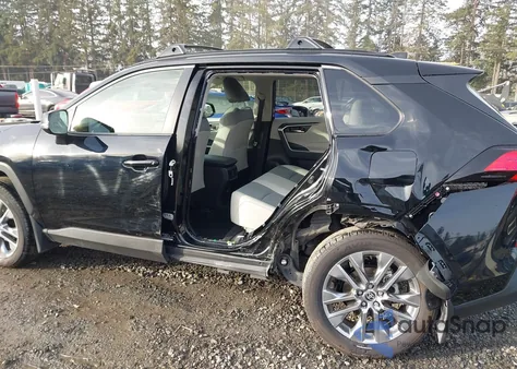 2025 Toyota Rav4 Xle Premium z USA, uszkodzony, nr VIN JTMA1RFV0SD117694